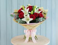 Букет цветов из:  Лилии и Розы #REPLACE_PRED# Ишне