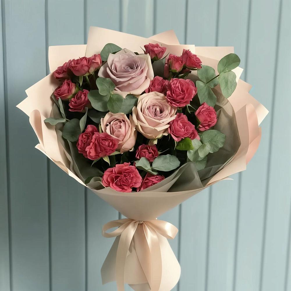 Букет цветов из: Гвоздики и Розы в Ишне