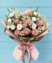 Букет цветов из:  Розы, Альстромерии и Лизиантусы в Ишне