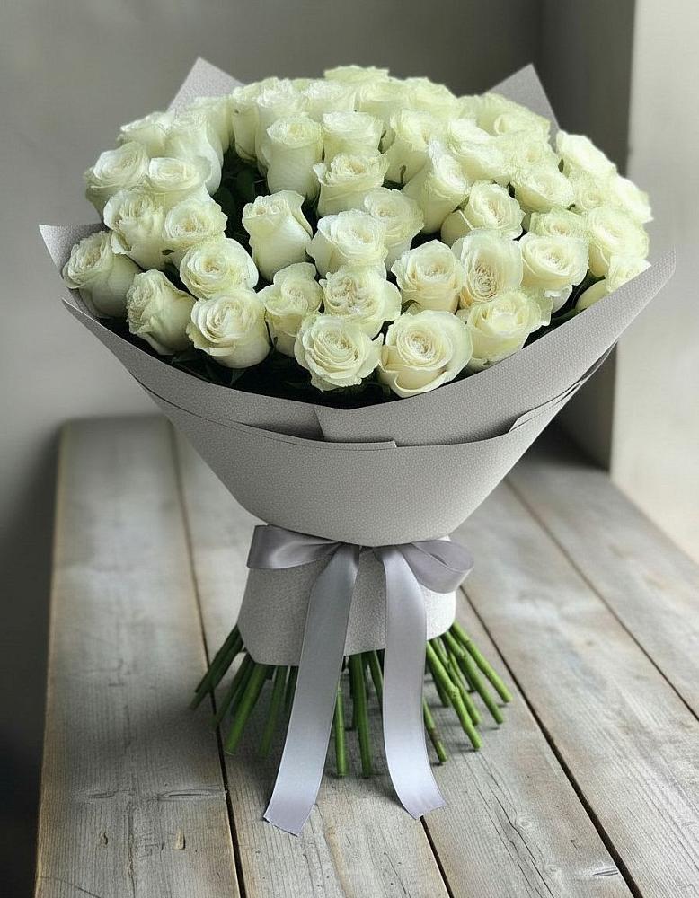 Букет 35 Белых роз в Ишне