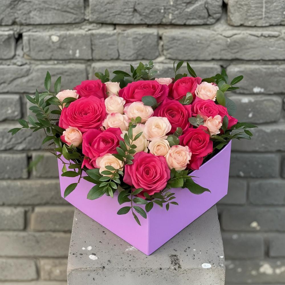 Цветочная композиция из Розы в коробке в Ишне