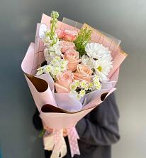 Букет цветов из:  Хризантемы и Розы в Ишне