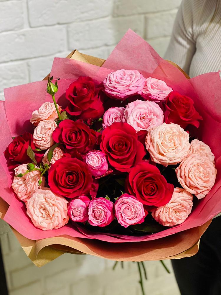 Букет цветов из: Розы в Ишне