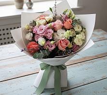 Букет цветов из:  Розы, Лизиантусы и Гвоздики #REPLACE_PRED# Ишне