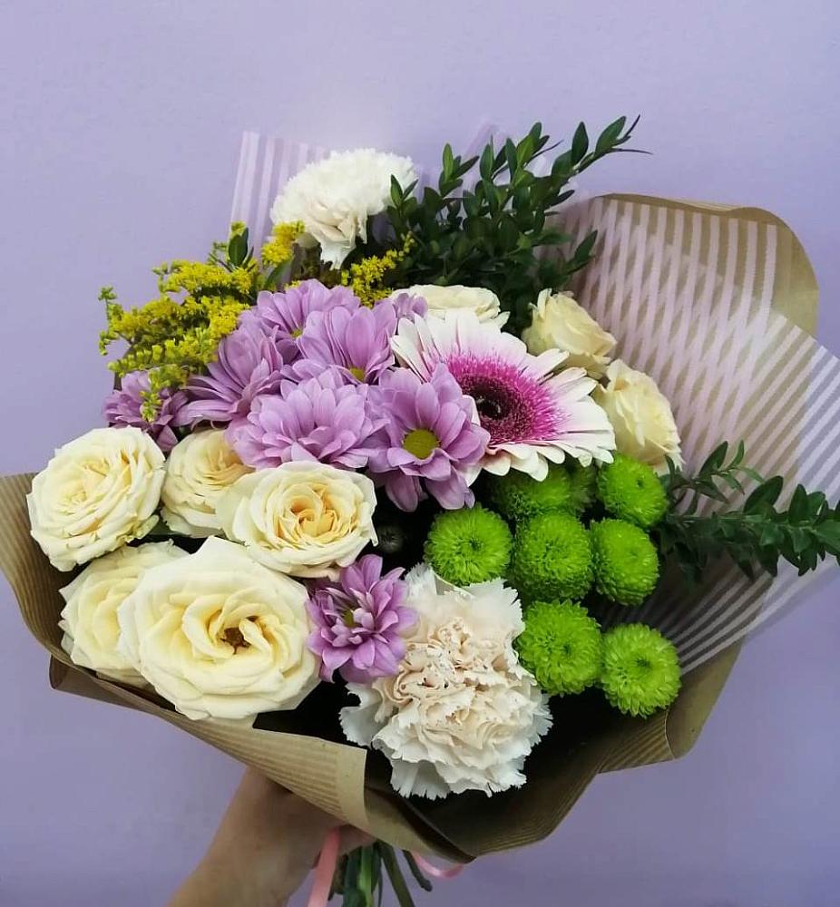 Букет цветов из: Хризантемы, Розы, Гвоздики и Герберы в Ишне