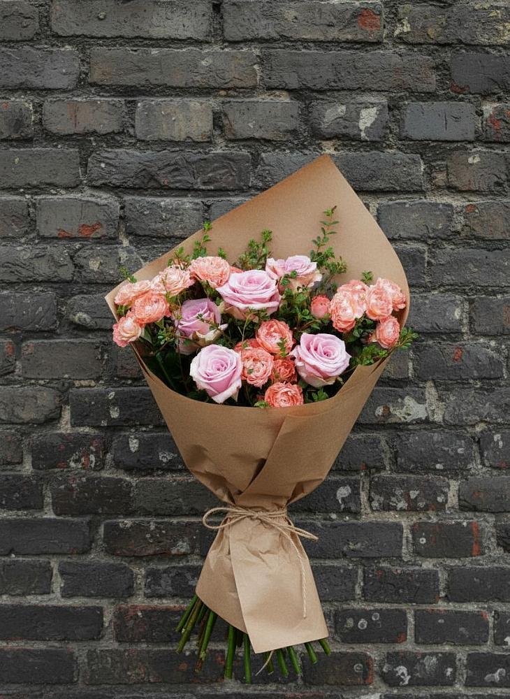 Букет цветов из: Розы в Ишне