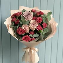 Букет цветов из:  Гвоздики и Розы в Ишне