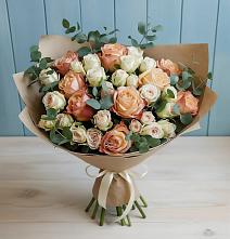 Букет цветов из:  Альстромерии и Розы в Ишне